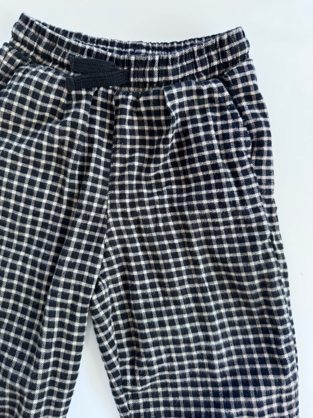Black & Cream Plaid Elastic Waist Pants
